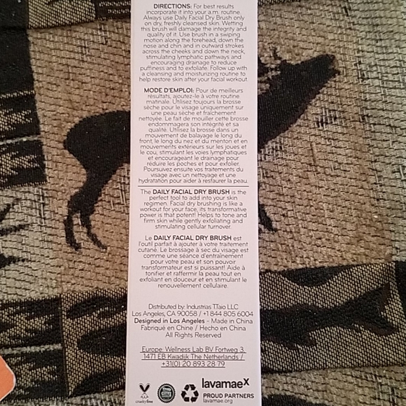 Facial dry brush - Picture 2 of 2